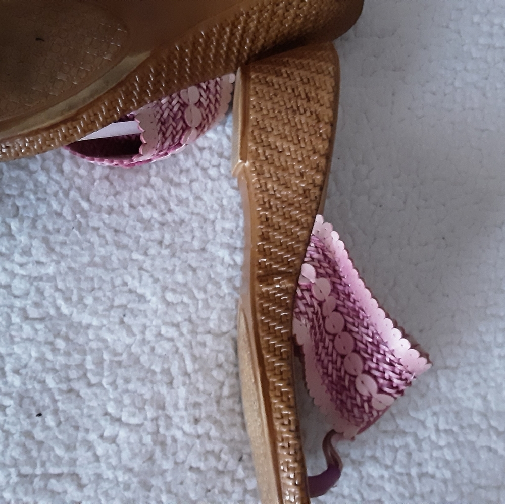 Tuscany Sandals - Picture 2 of 3